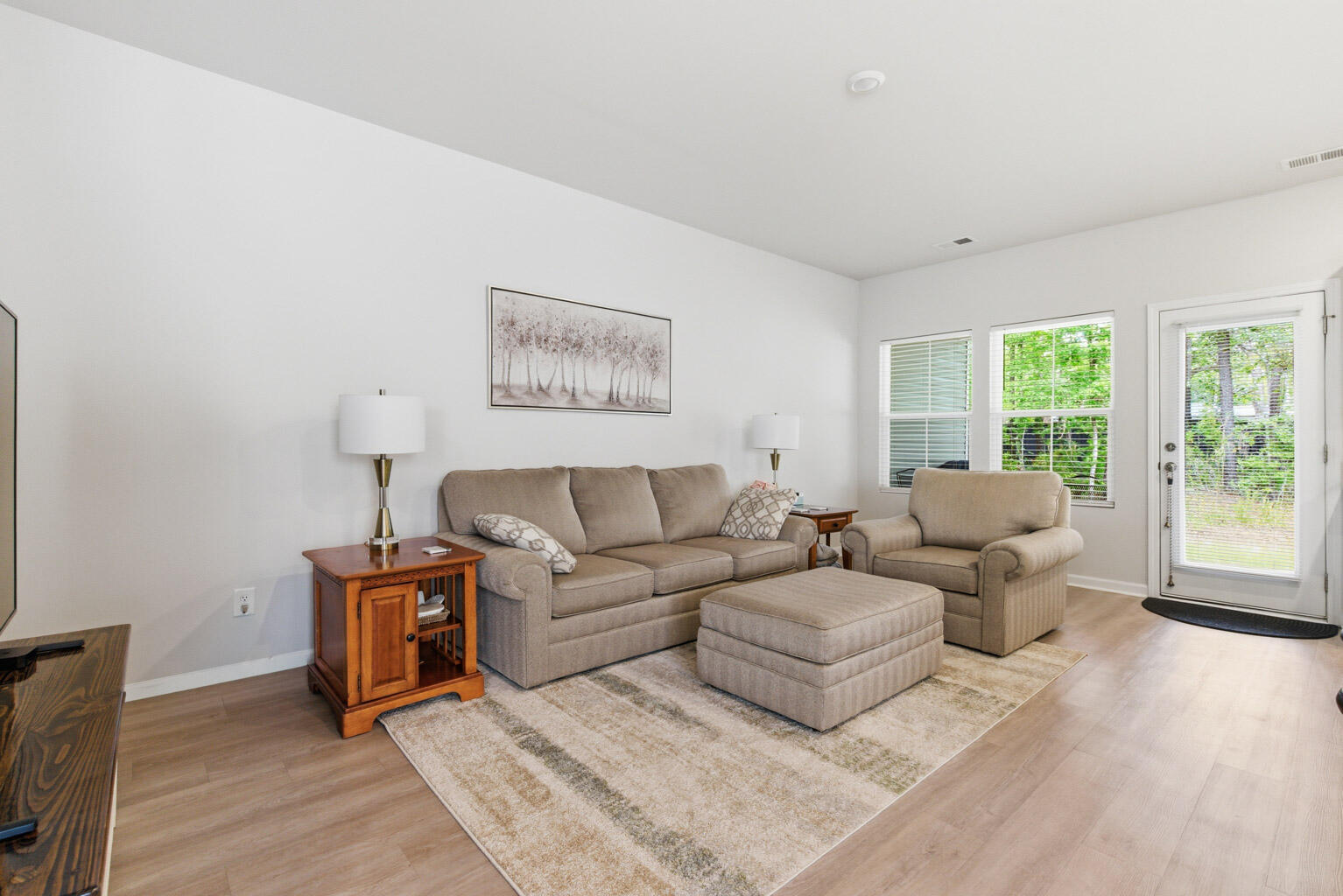 8010 Reagan Way