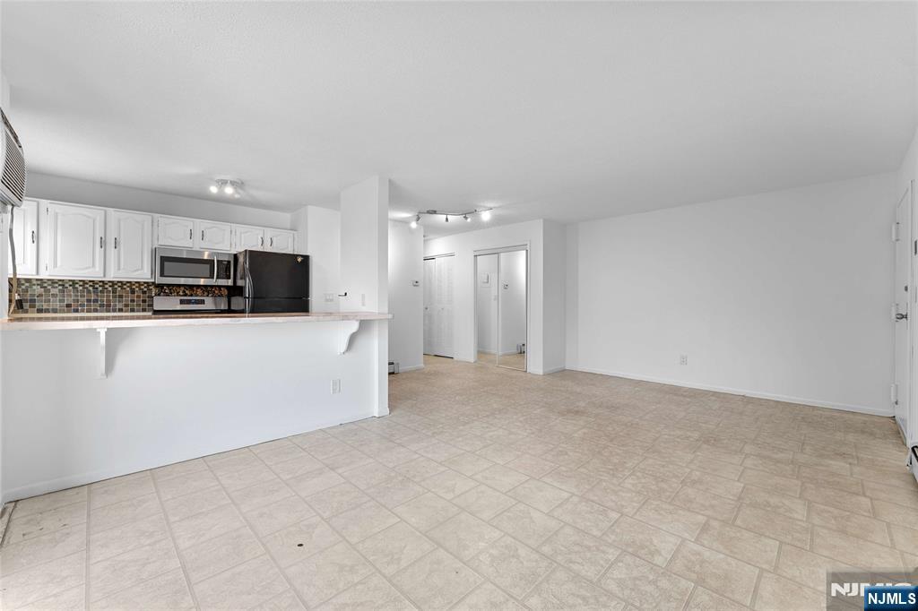 1616 74th Street 206