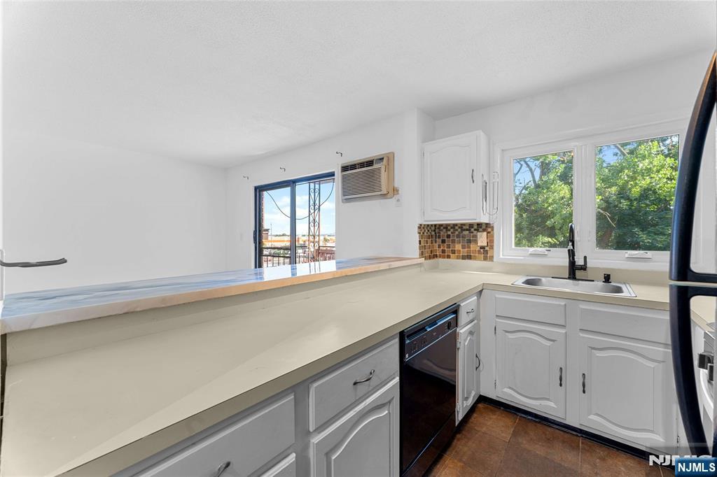 1616 74th Street 206