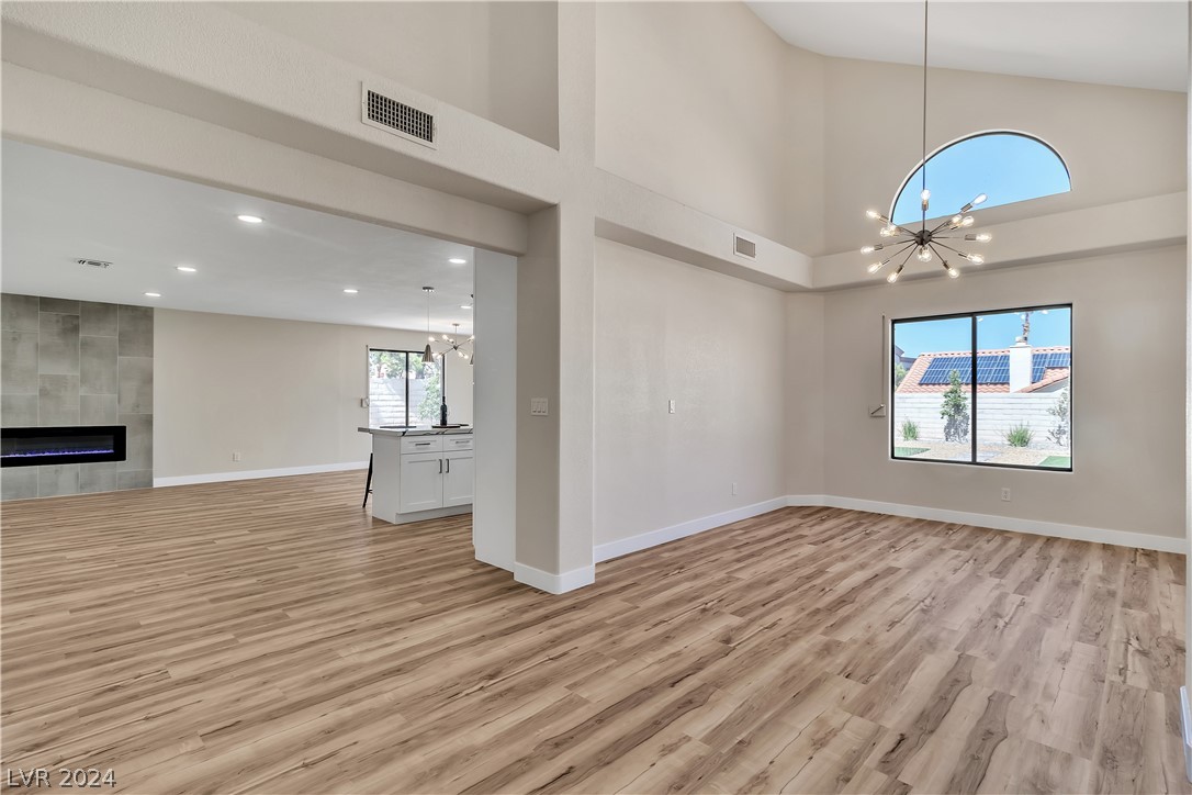 2700 Tidewater Court