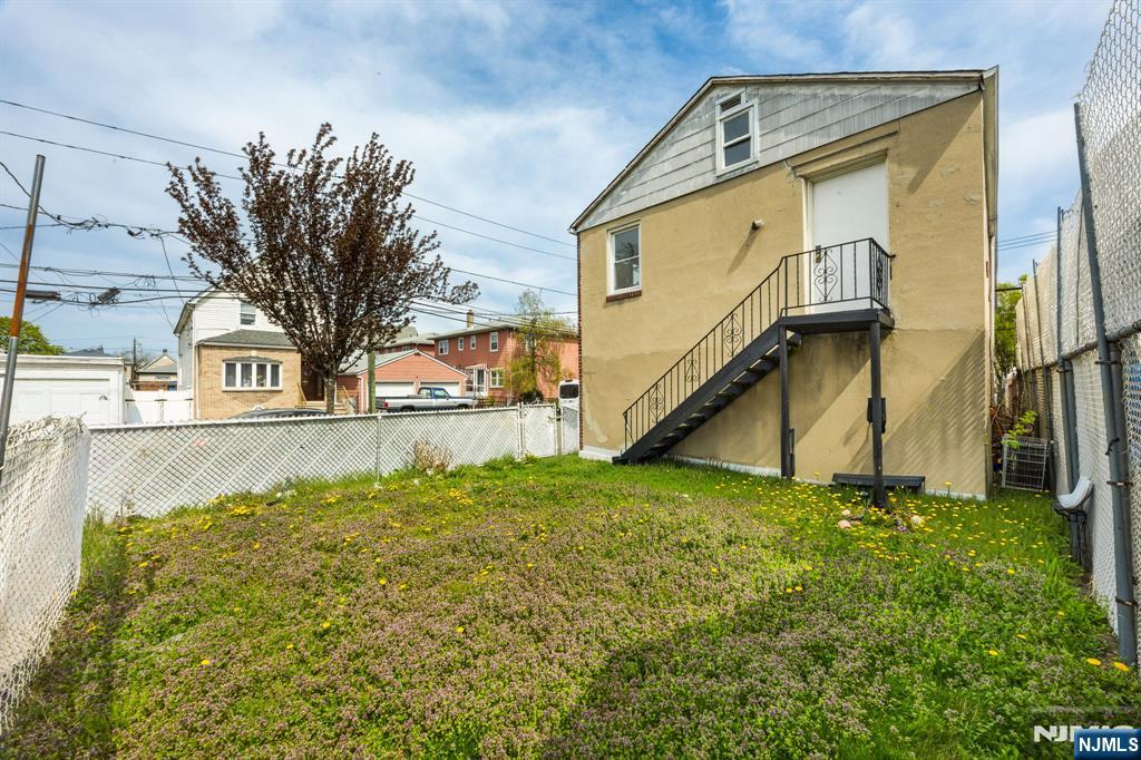826 7th Street