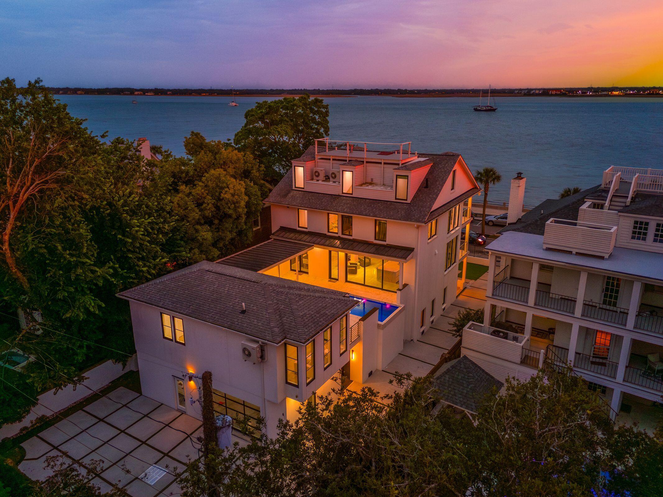 100 Murray Boulevard