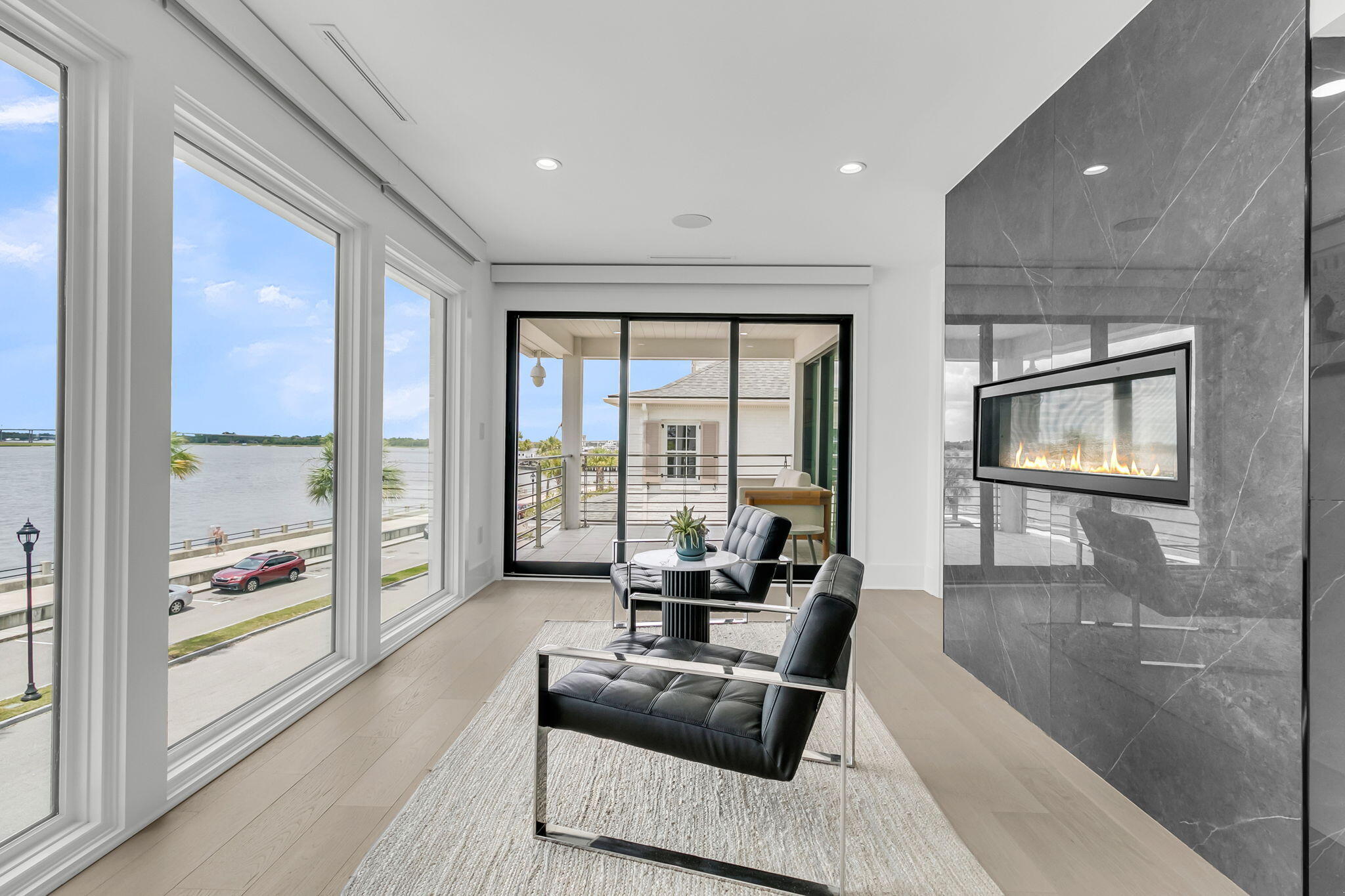 100 Murray Boulevard