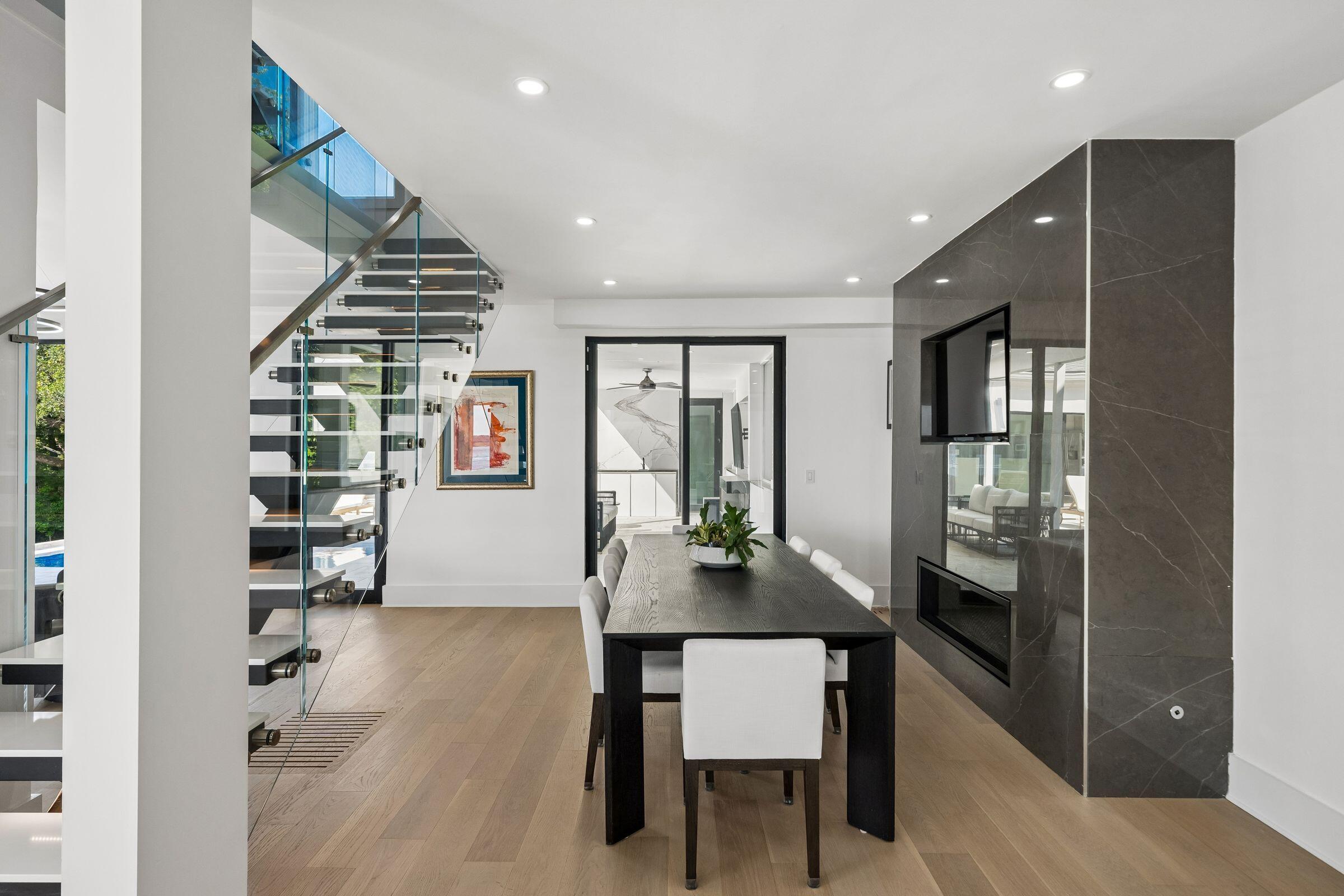 100 Murray Boulevard