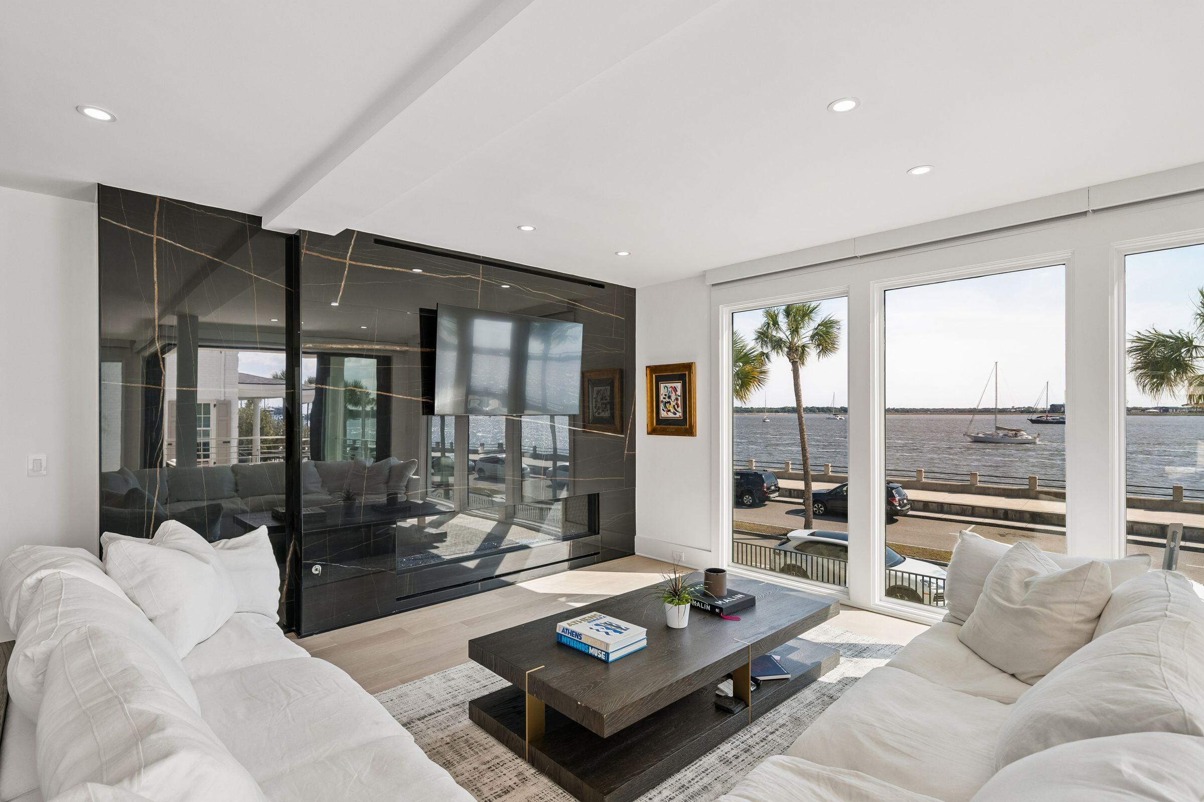 100 Murray Boulevard