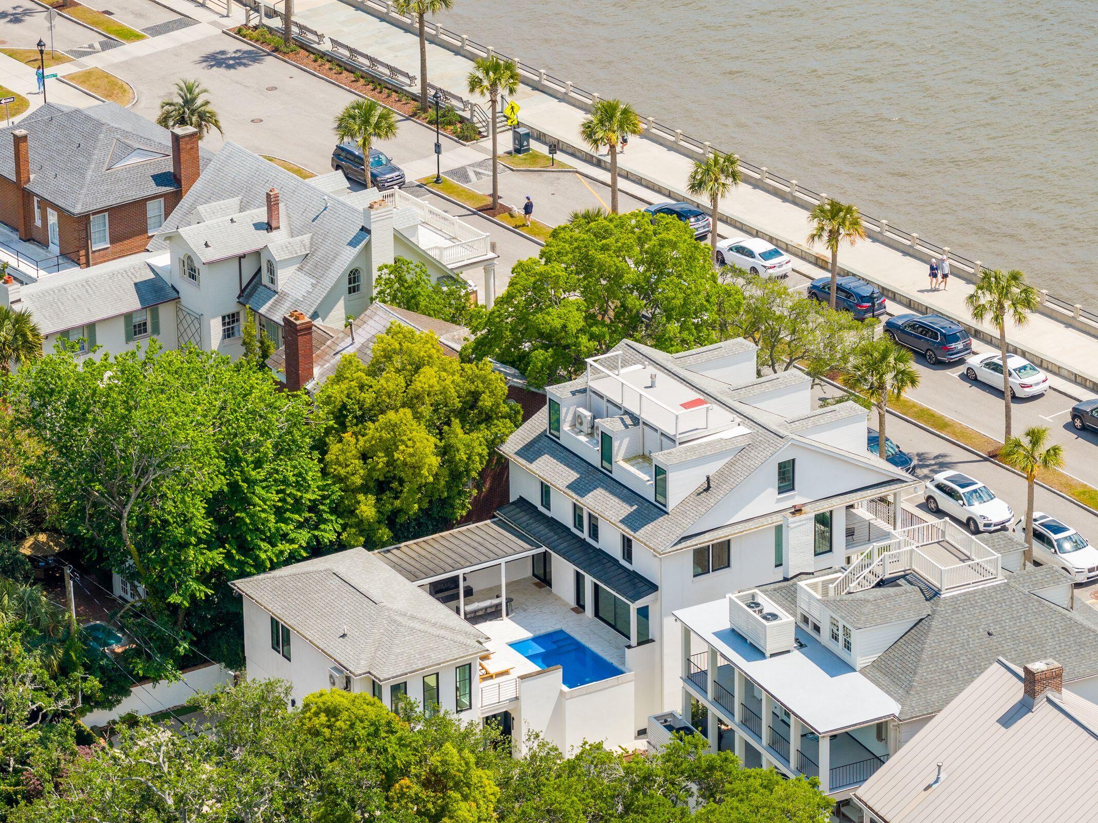 100 Murray Boulevard