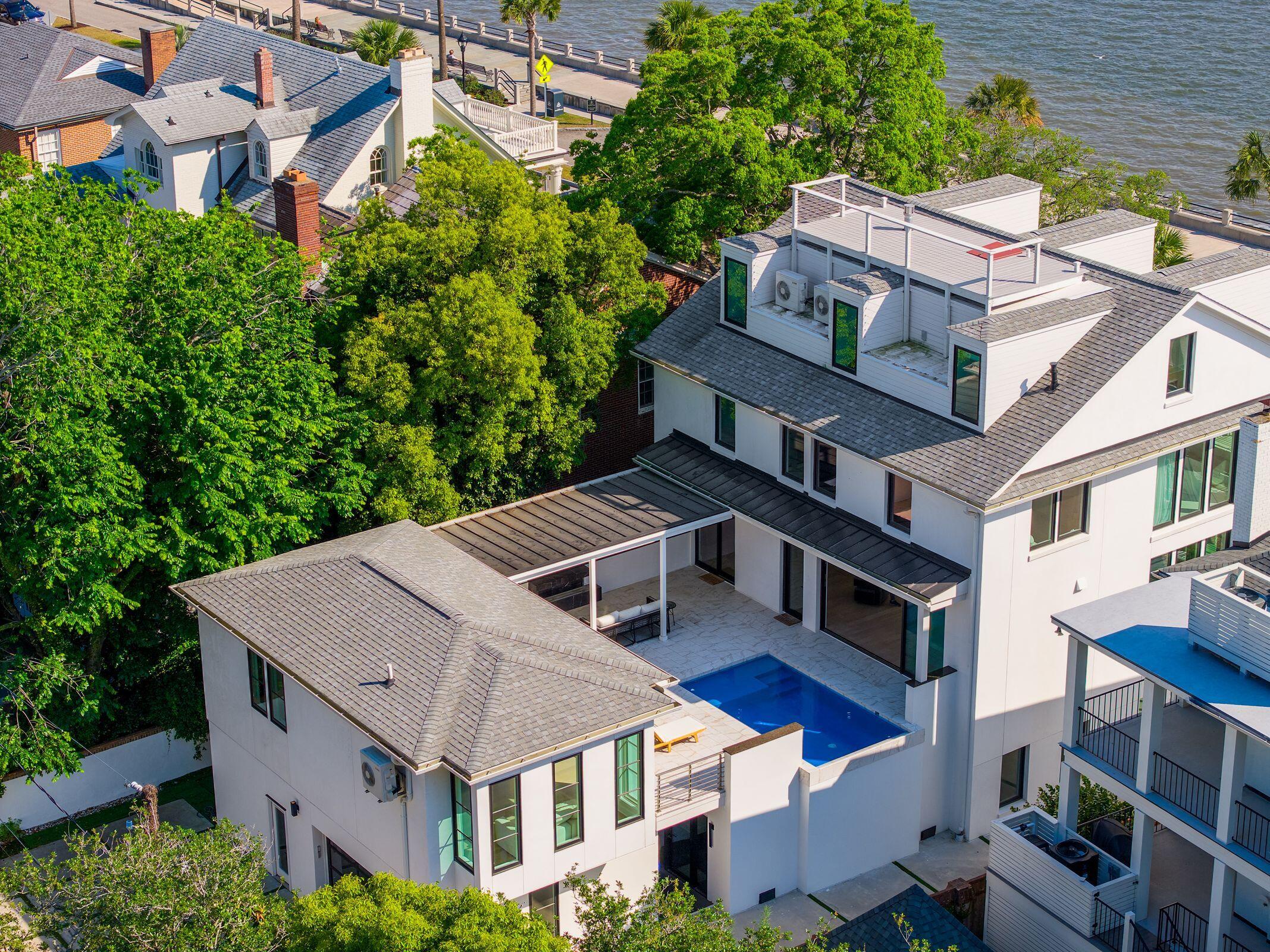 100 Murray Boulevard