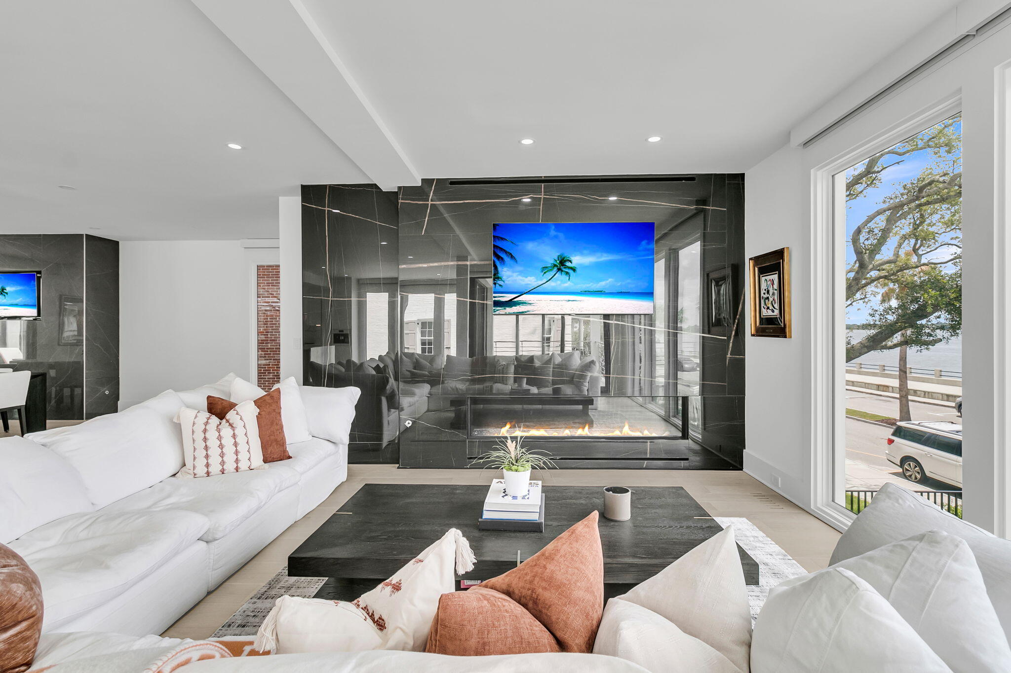 100 Murray Boulevard