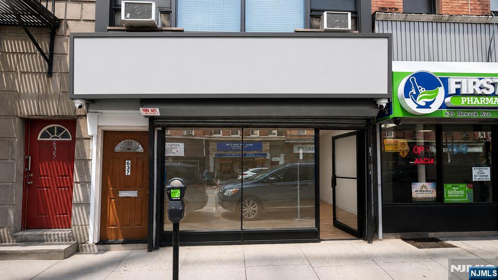 637 Newark Avenue