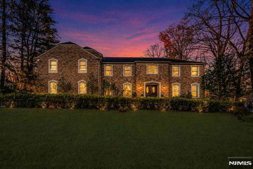 27 Pine Hill Road