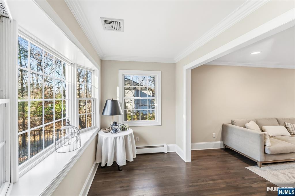 27 Pine Hill Road