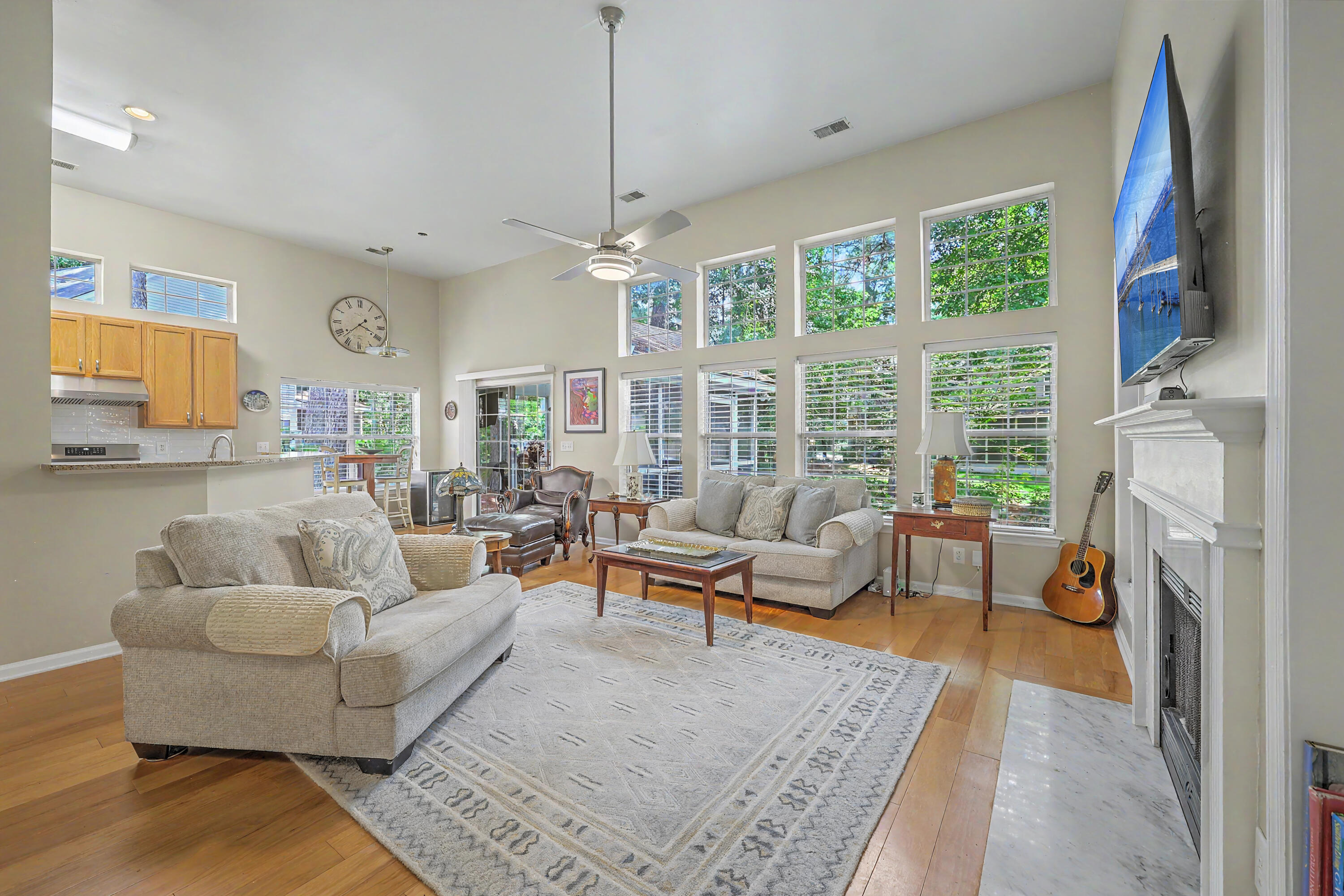 561 Pointe Of Oaks Road