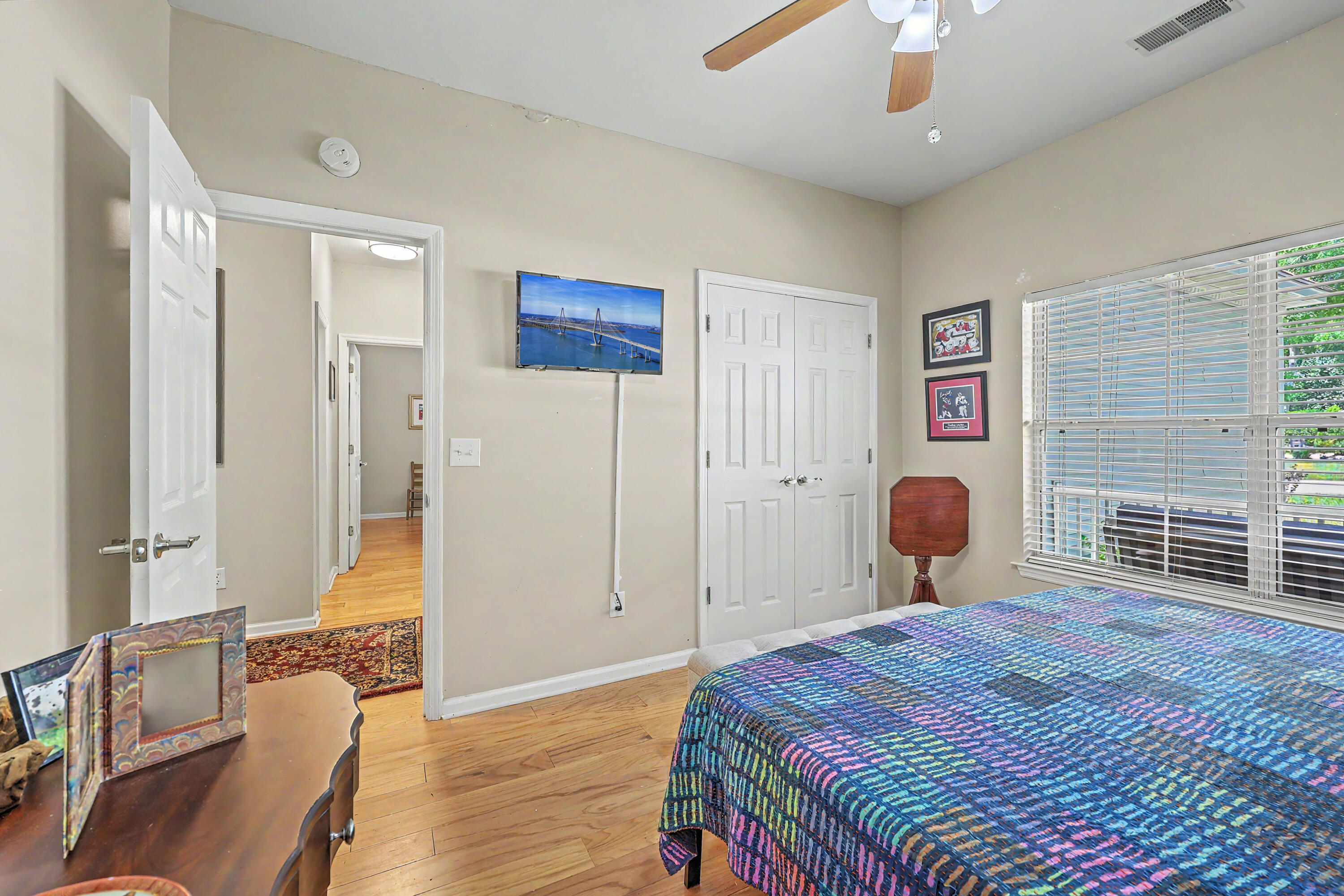 561 Pointe Of Oaks Road