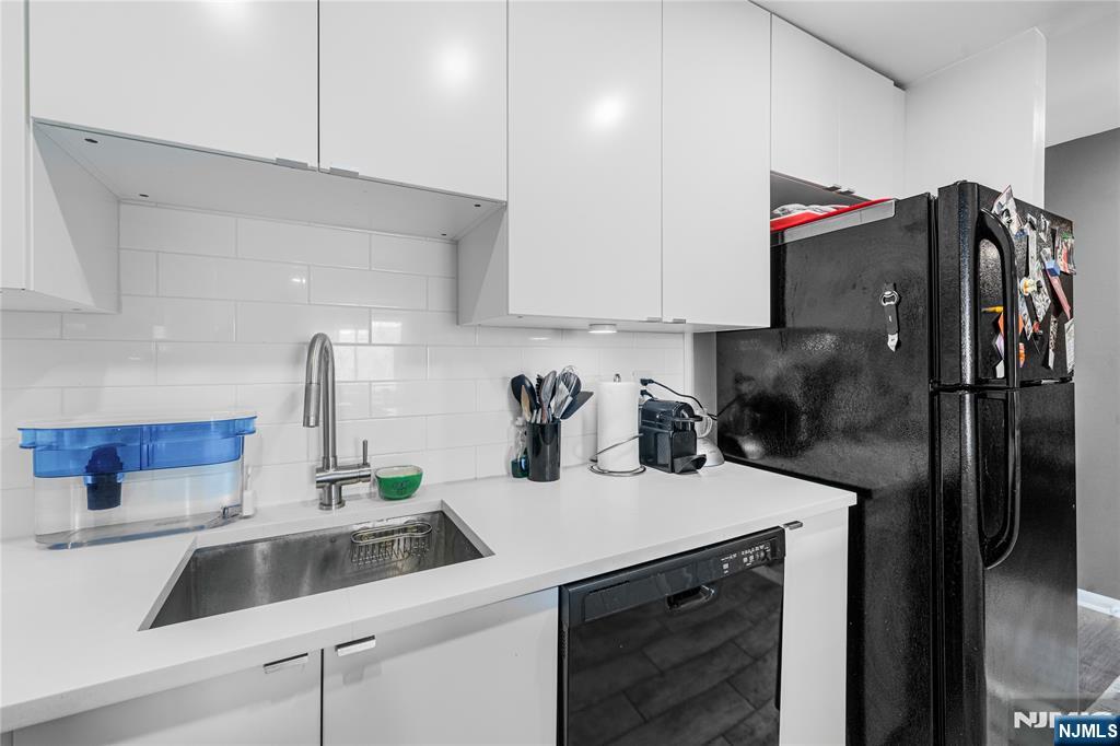 7430 Kennedy Boulevard 304
