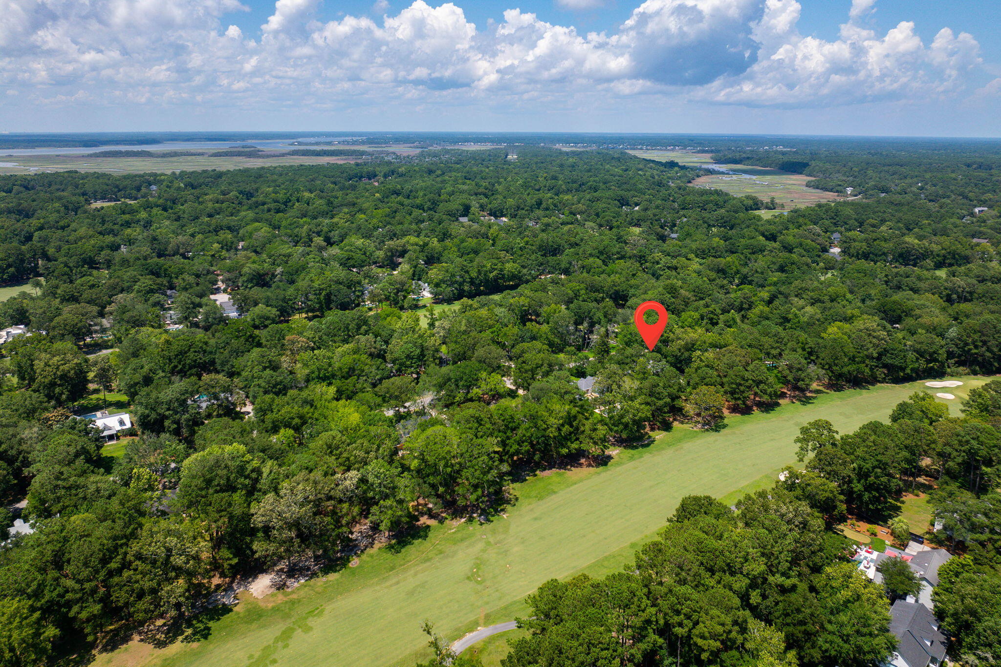 1055 Royalist Road