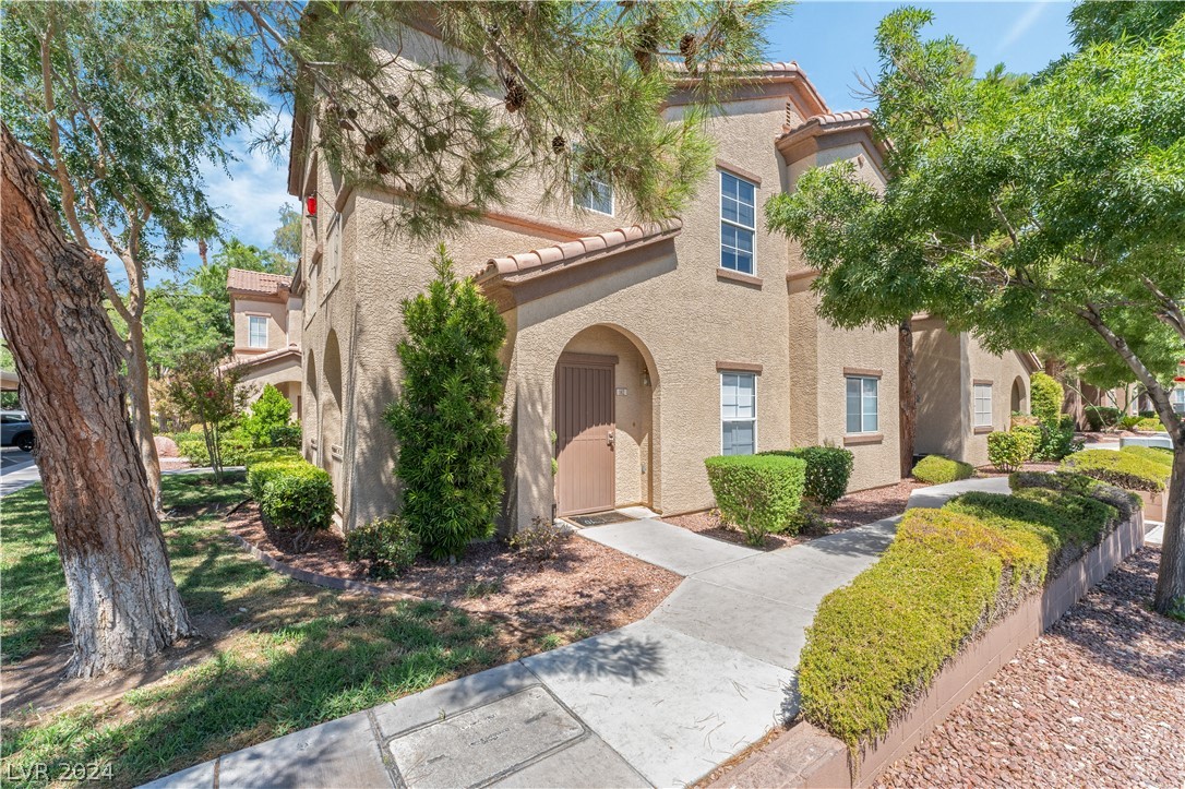 3845 Wiggins Bay Street 102