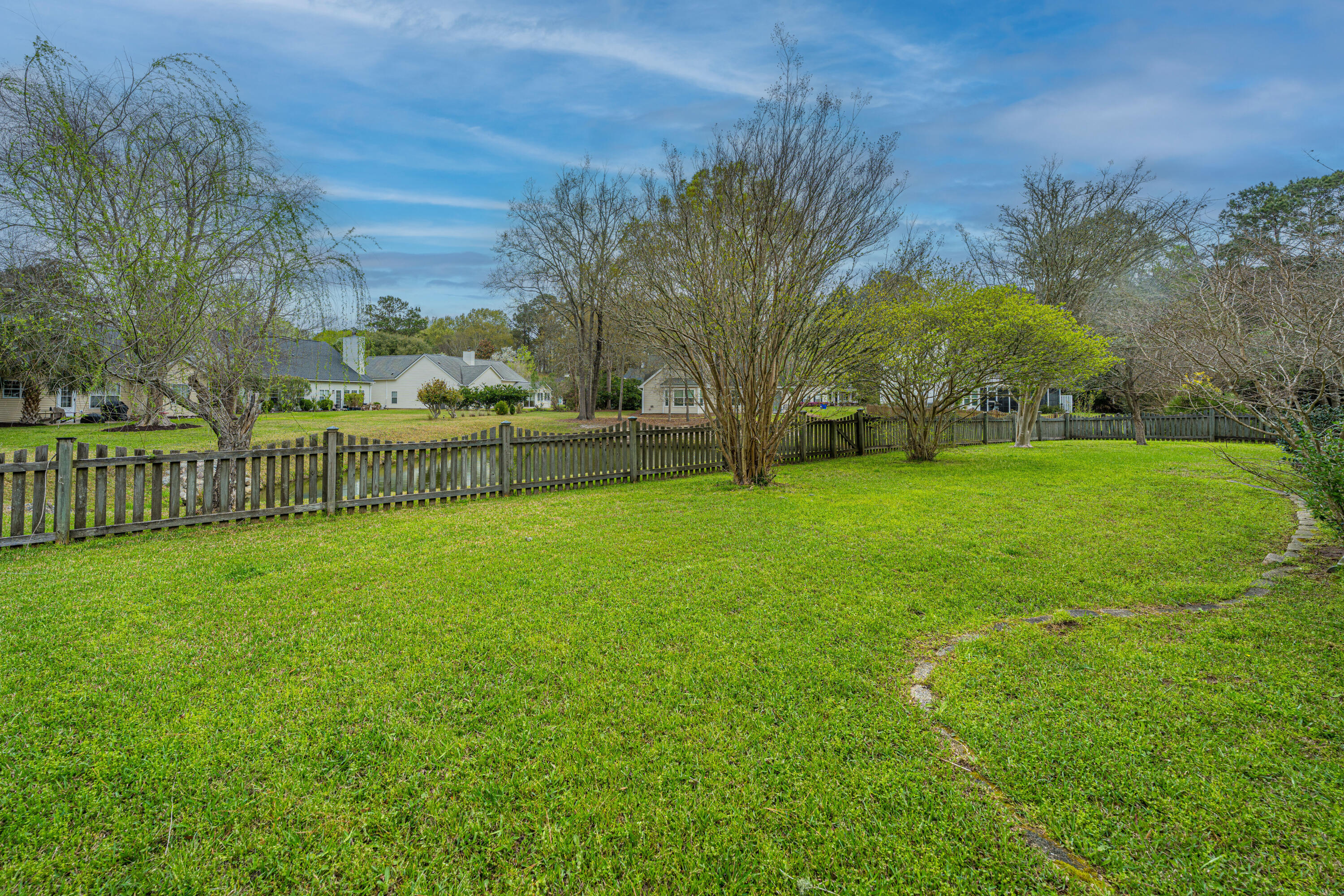 1657 Pin Oak Cut