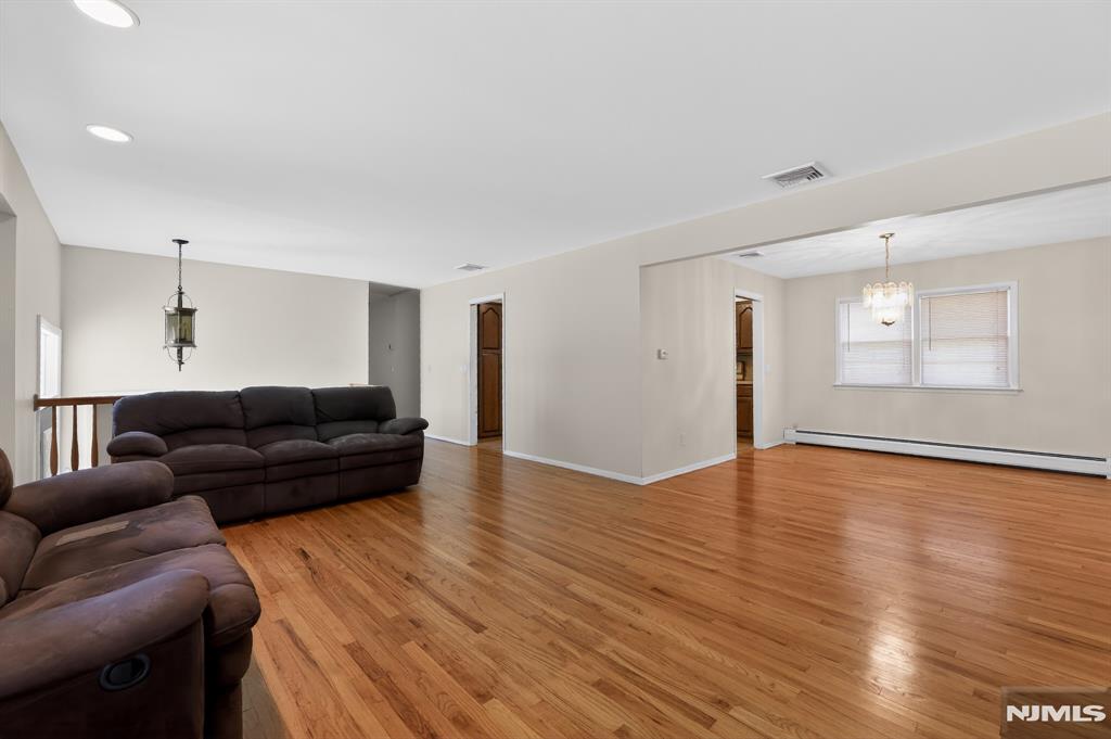 228 Shaw Place