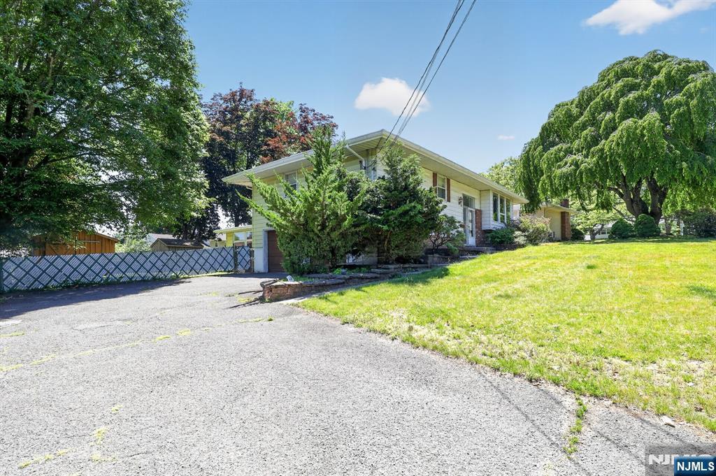228 Shaw Place