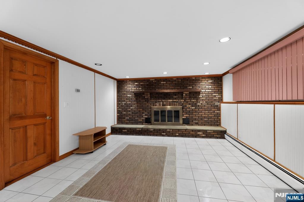 228 Shaw Place
