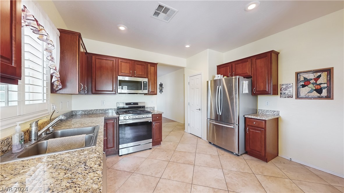 7705 Pine Warbler Way