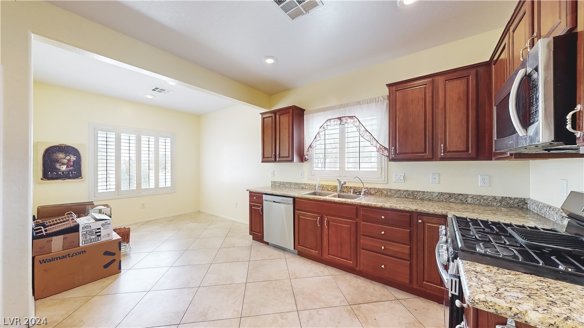 7705 Pine Warbler Way