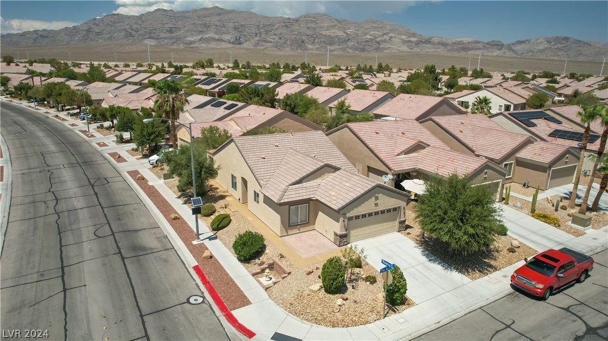 7705 Pine Warbler Way