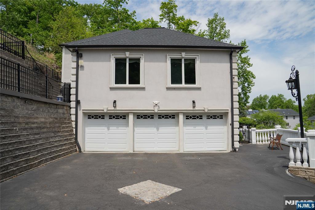 207 Eileen Drive