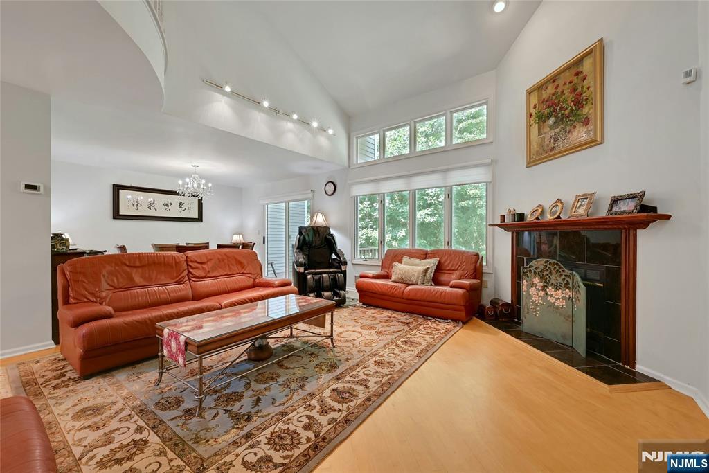 91 Lakeview Drive