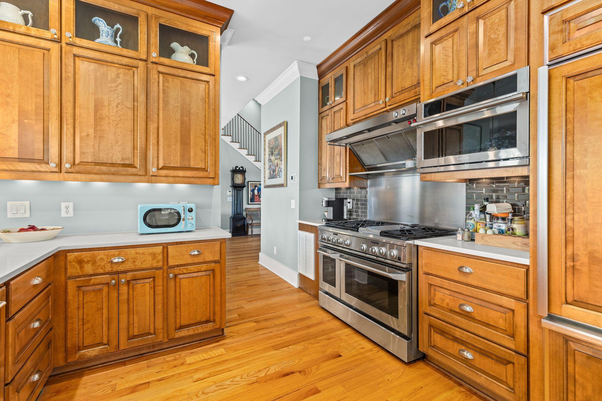 4660 Cedar Island Court
