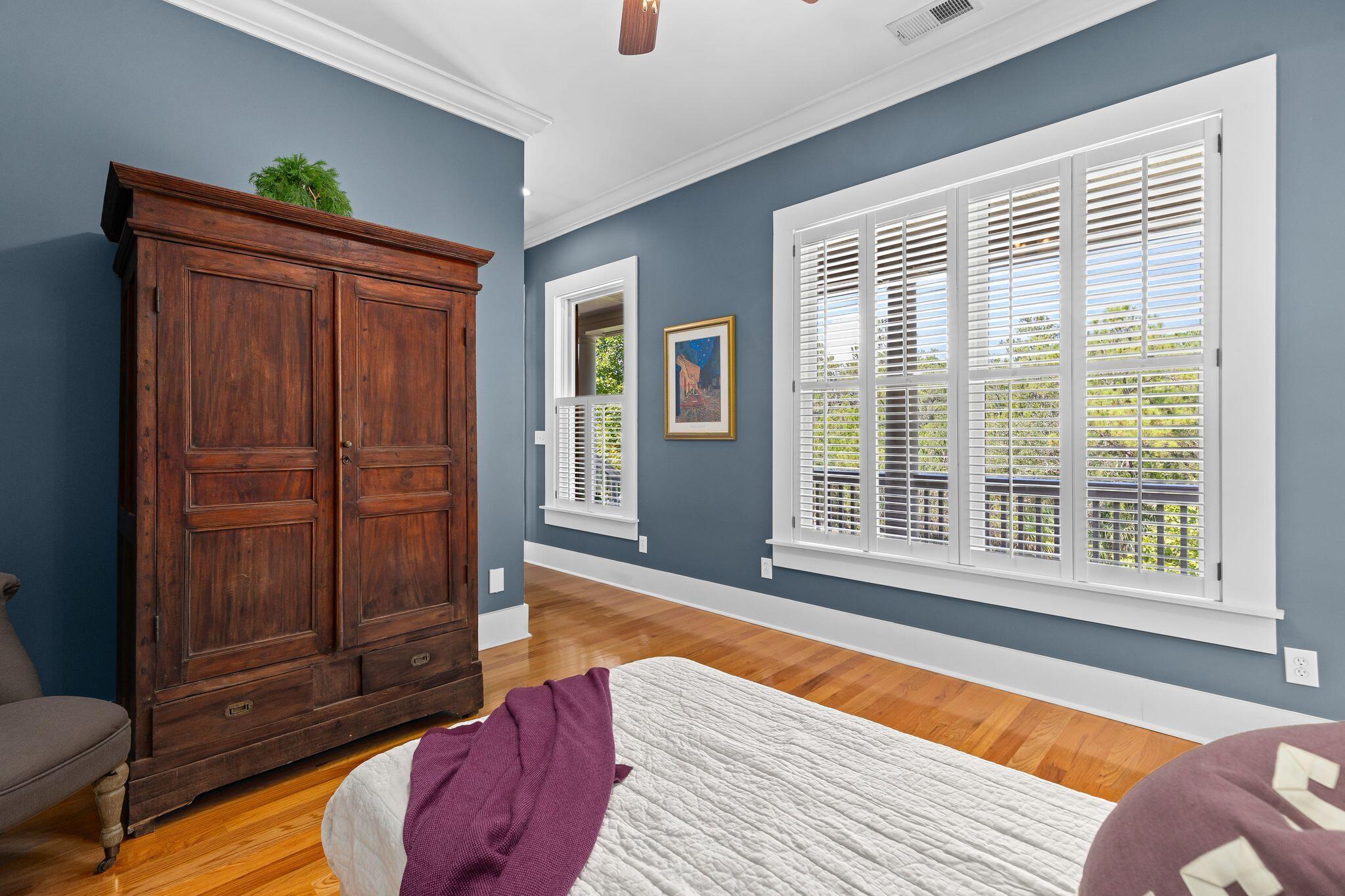 4660 Cedar Island Court