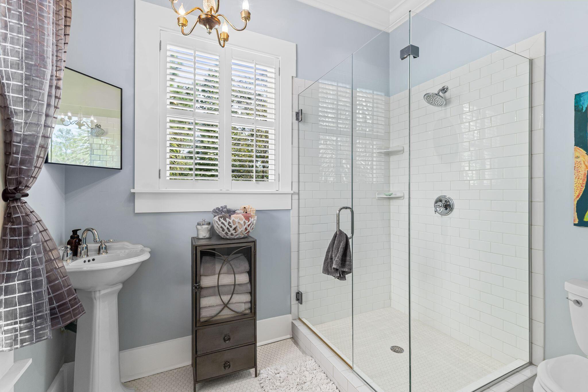 4660 Cedar Island Court