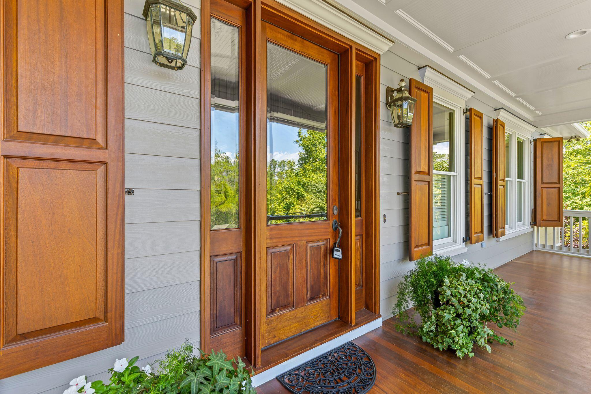 4660 Cedar Island Court