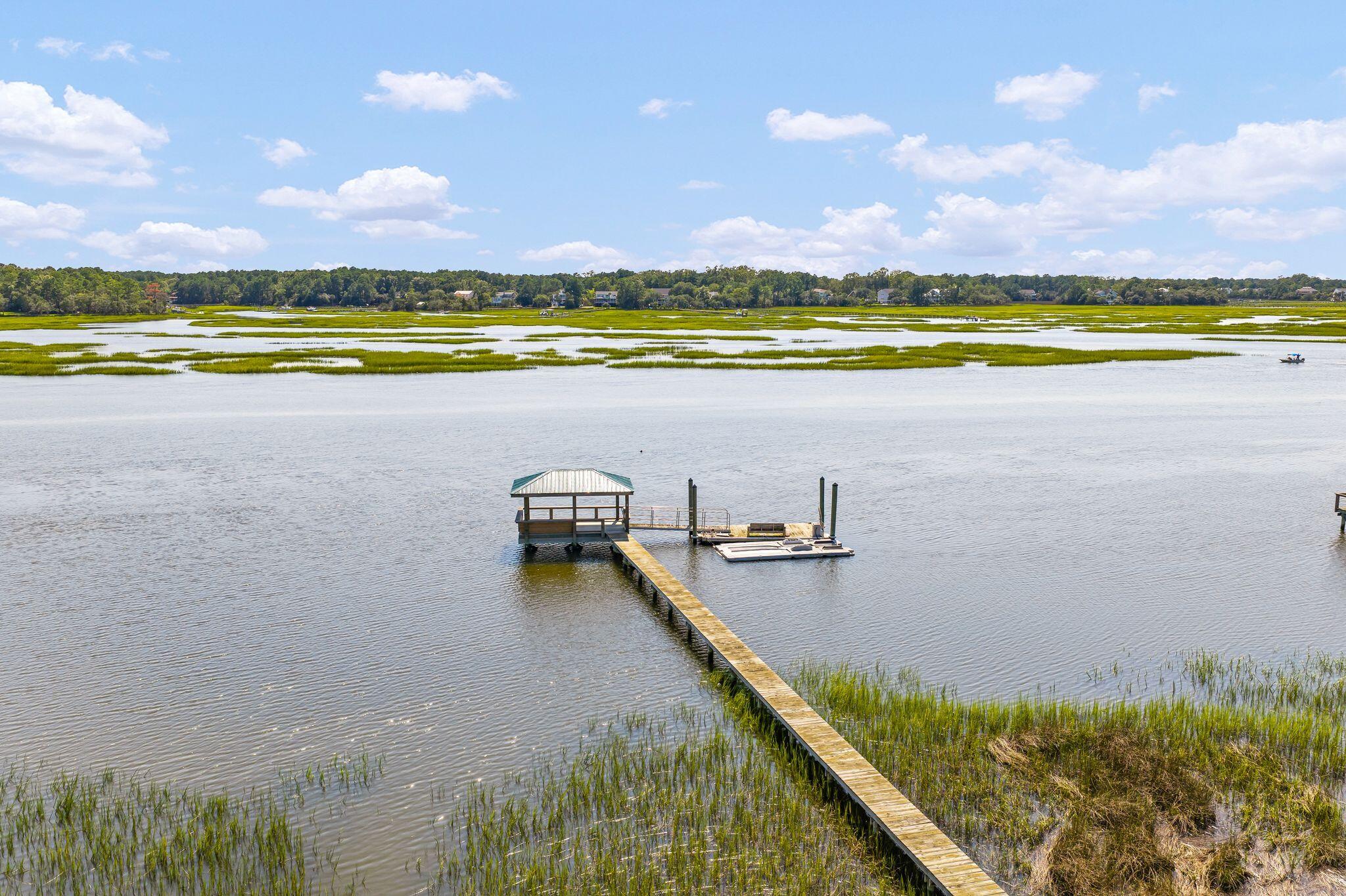4660 Cedar Island Court