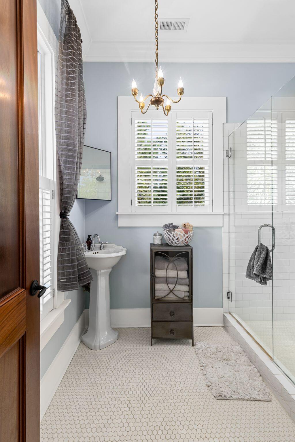 4660 Cedar Island Court