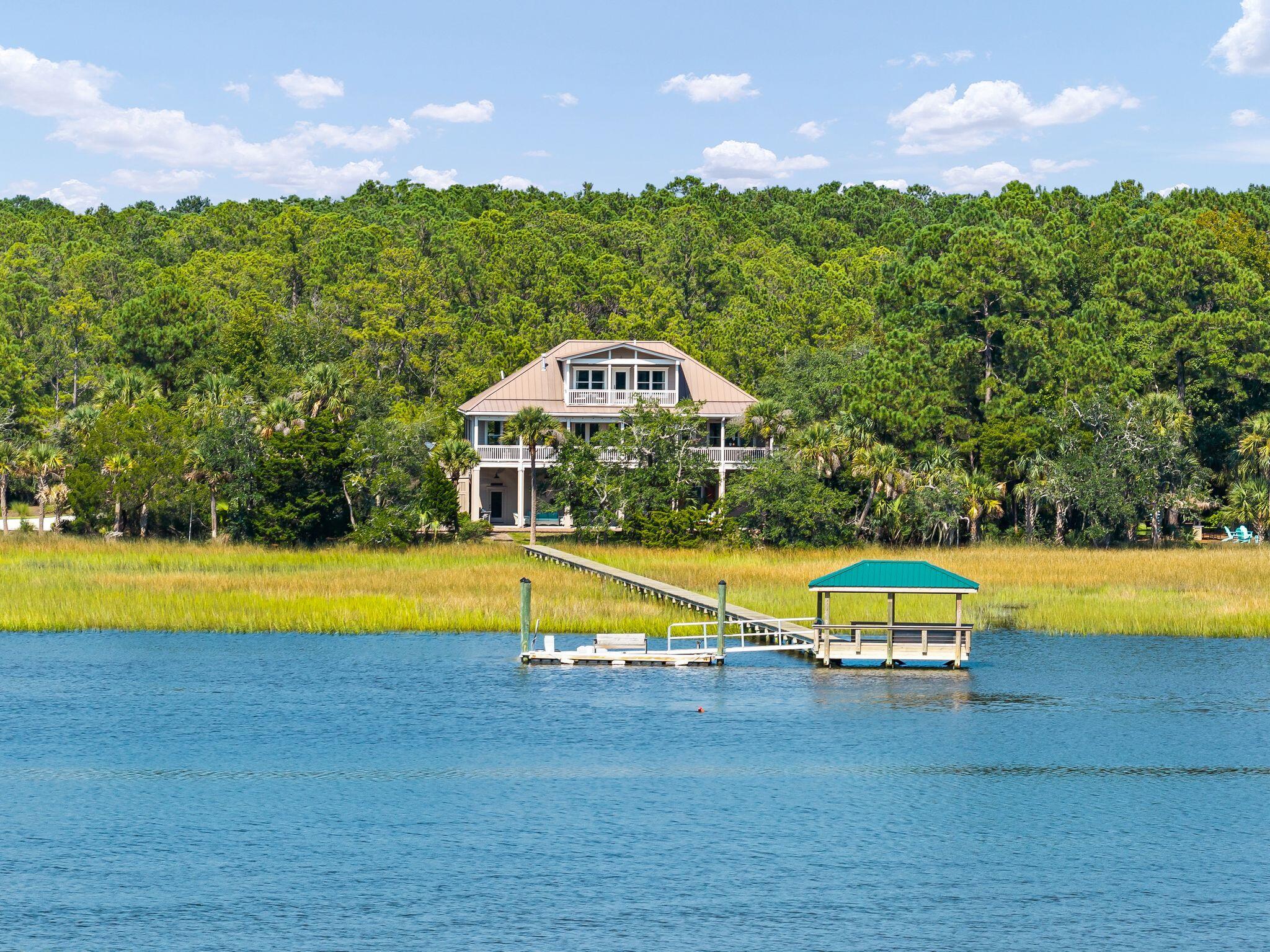 4660 Cedar Island Court