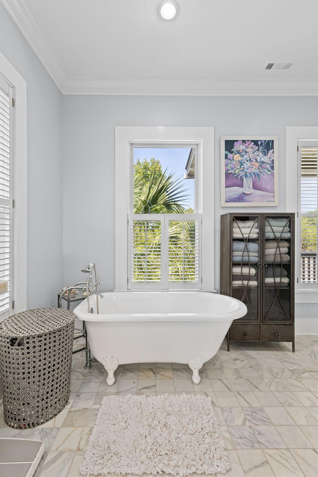4660 Cedar Island Court