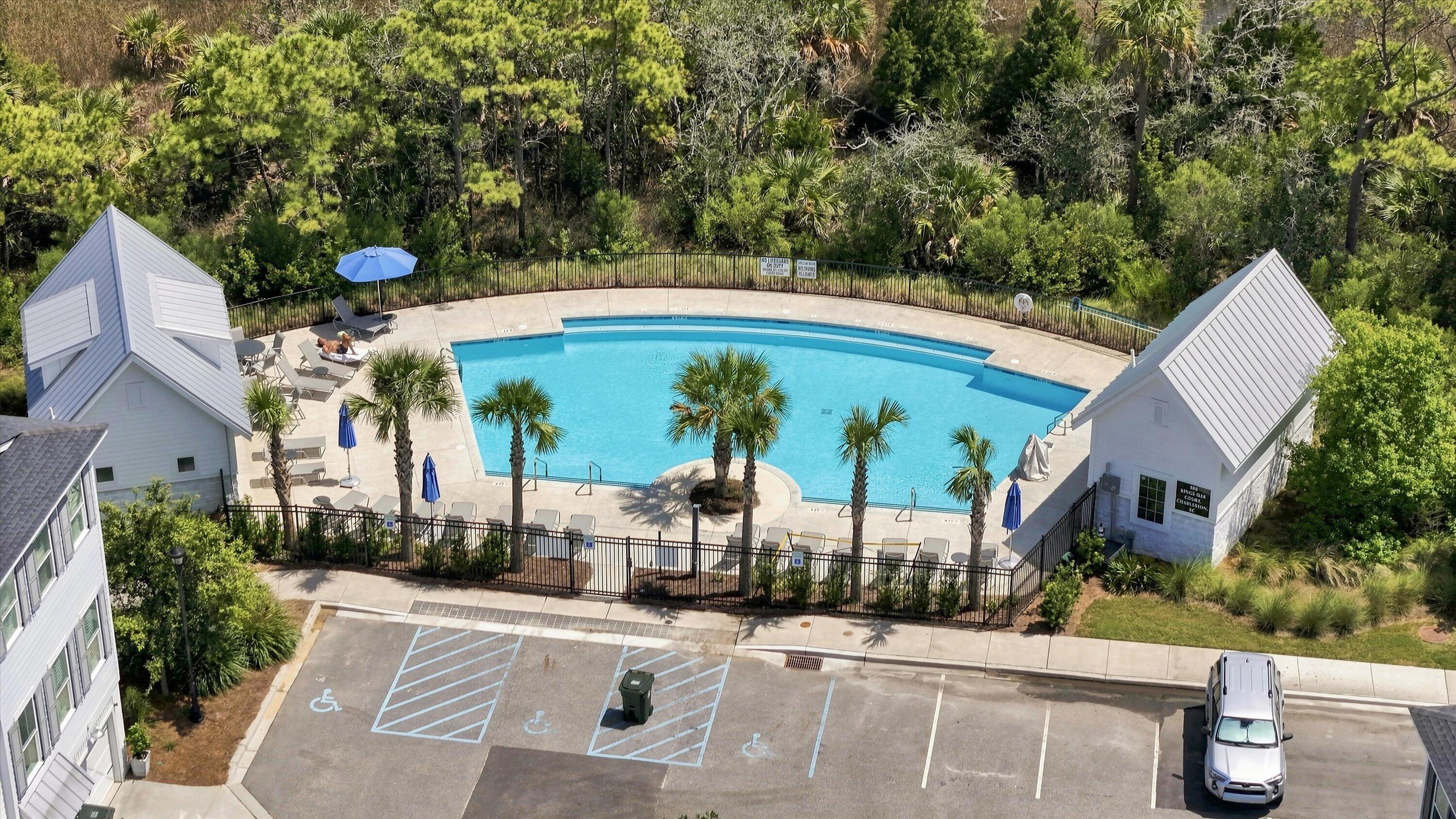 806 Kings Oak Court Unit 8
