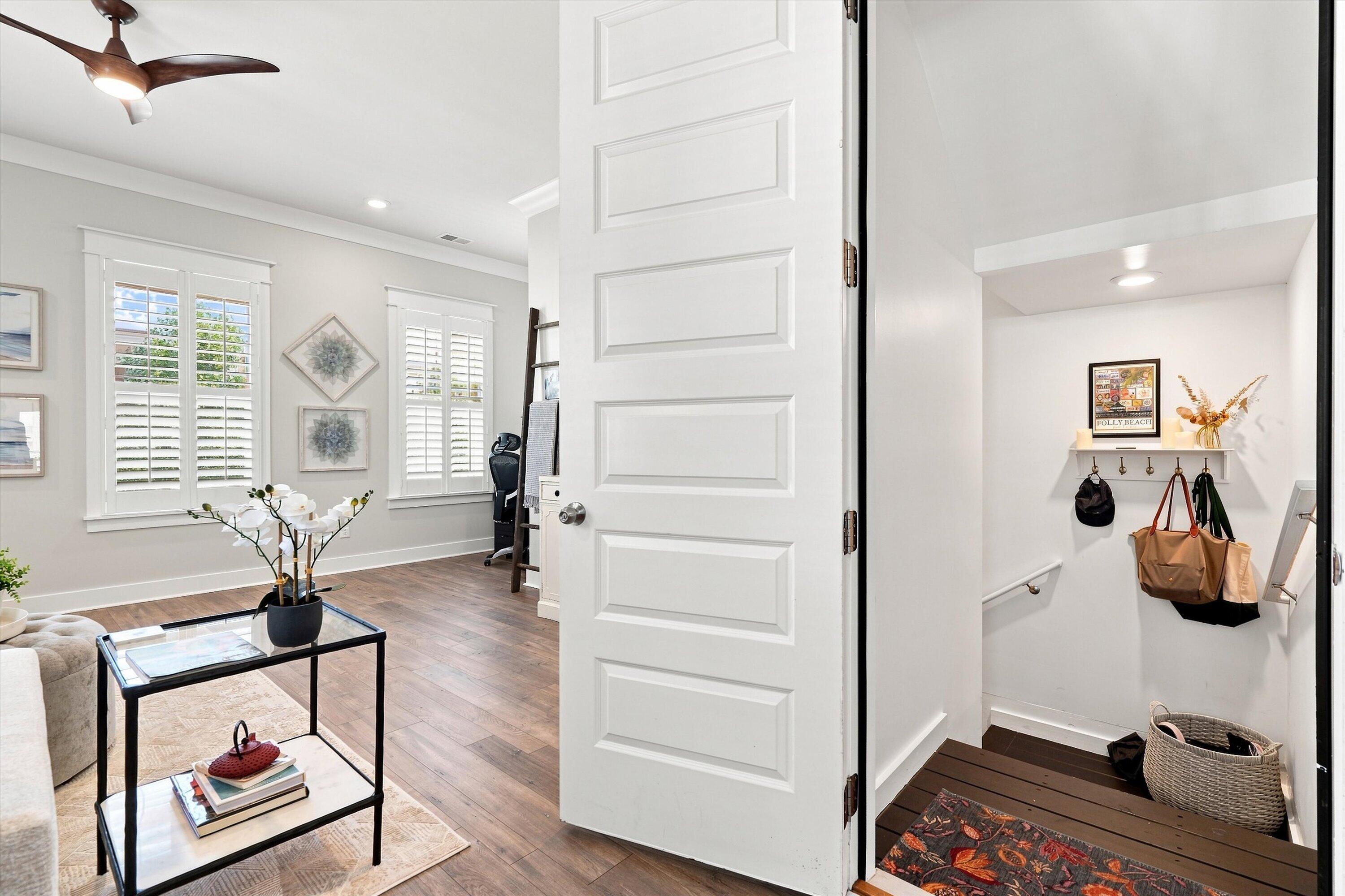 806 Kings Oak Court Unit 8