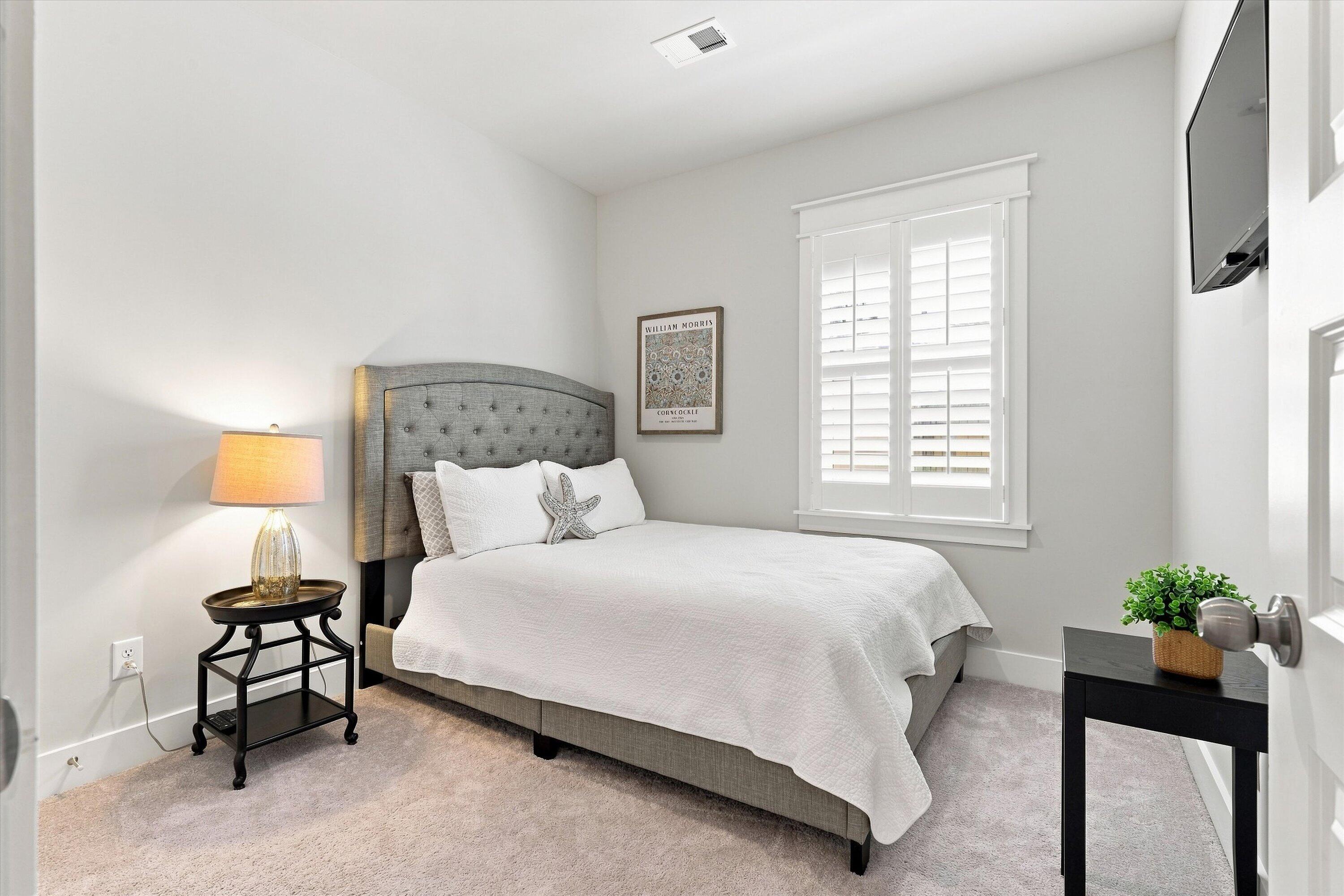 806 Kings Oak Court Unit 8