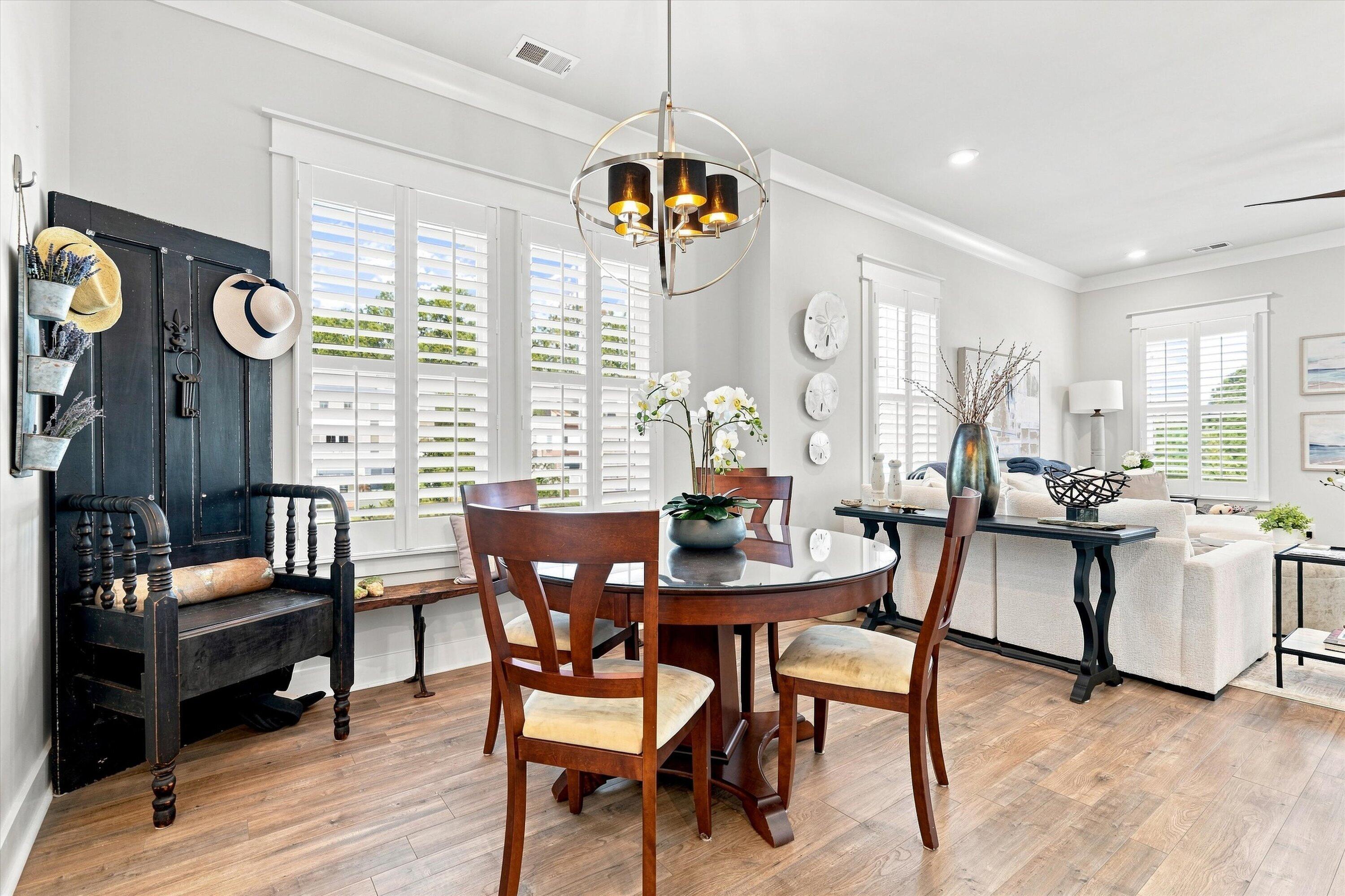 806 Kings Oak Court Unit 8