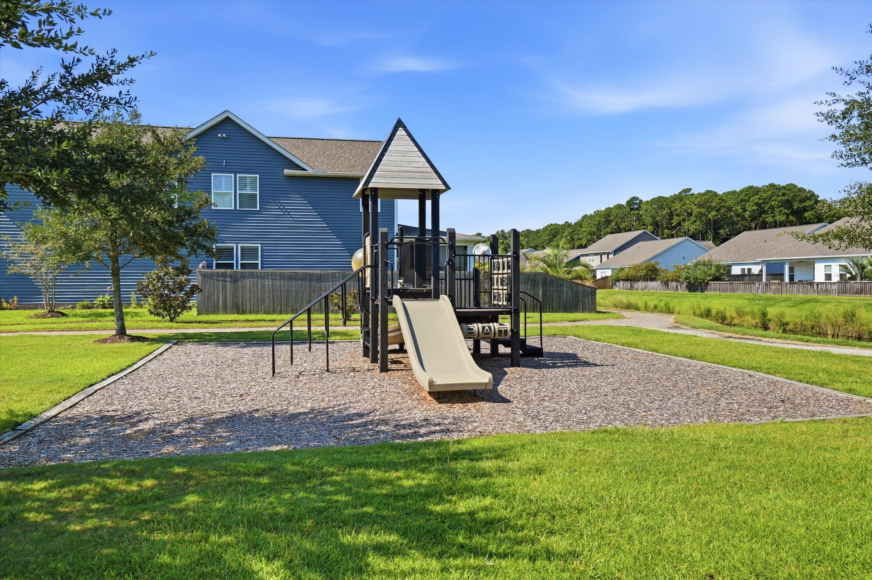 1559 Thin Pine Drive