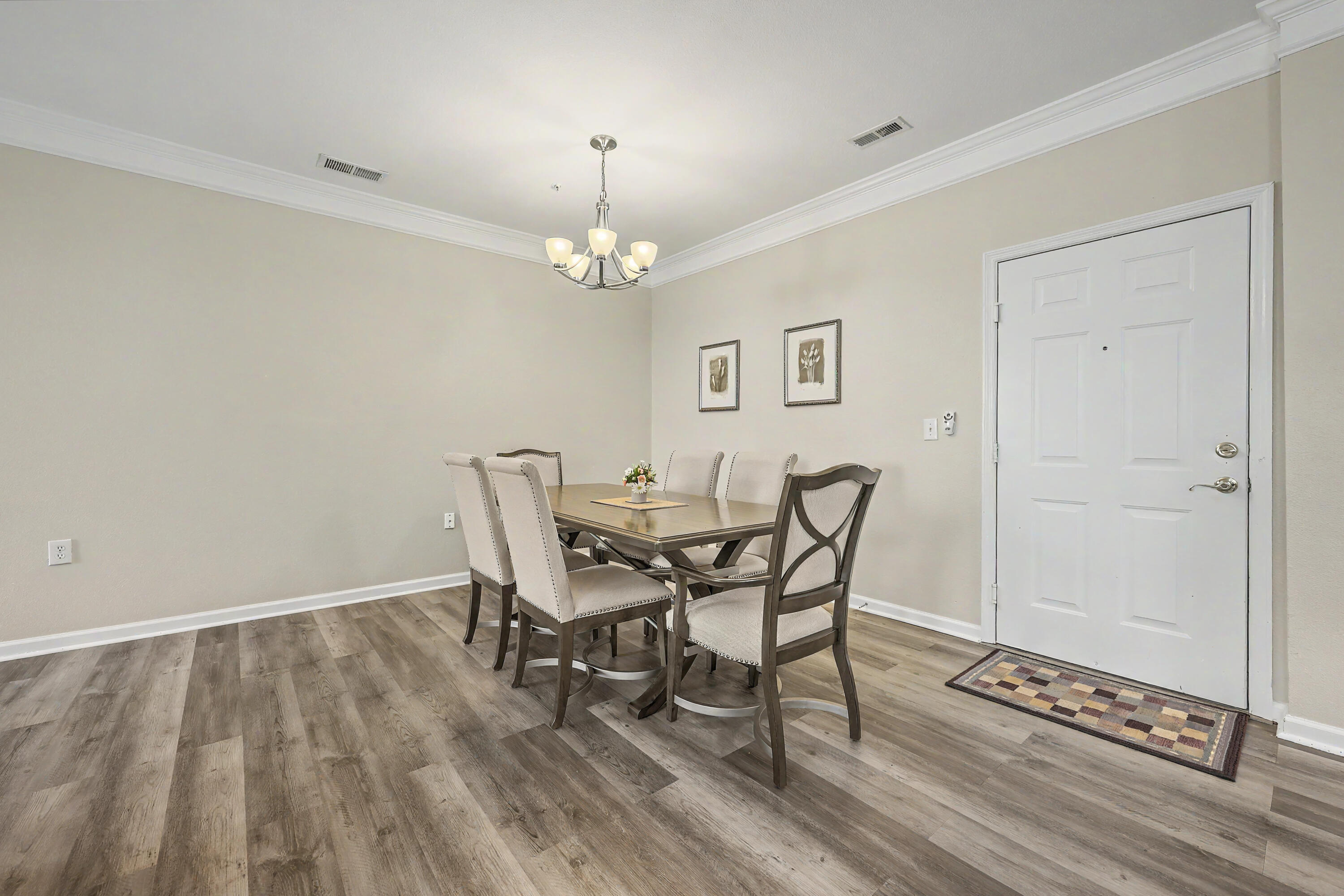1483 Cambridge Lakes Drive Unit 201c