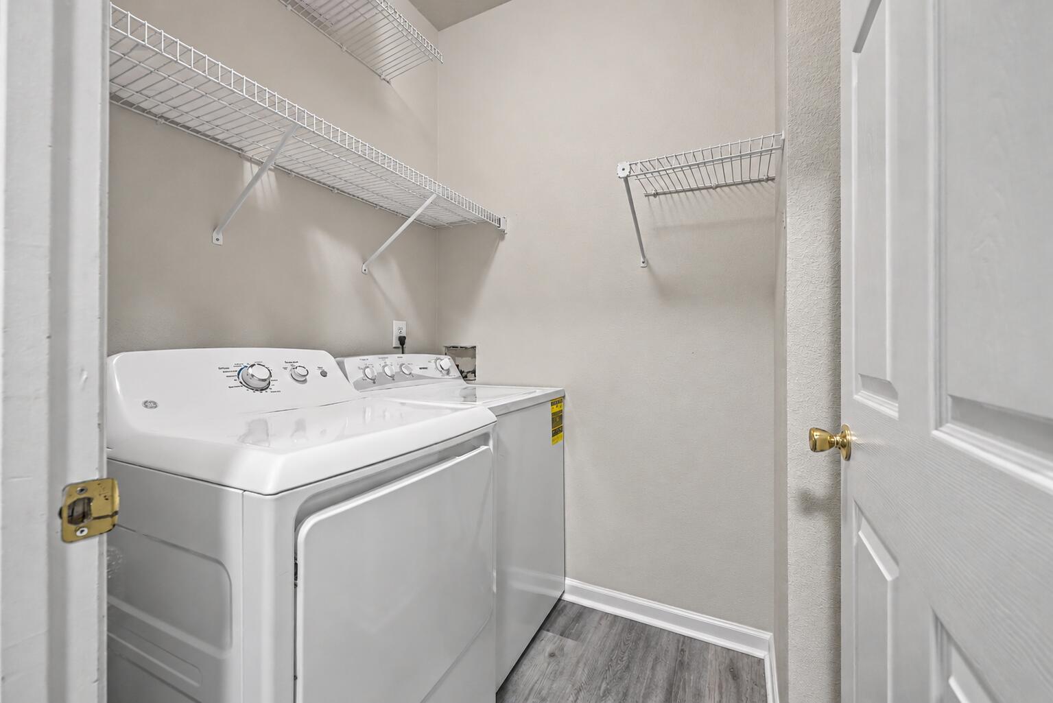 1483 Cambridge Lakes Drive Unit 201c
