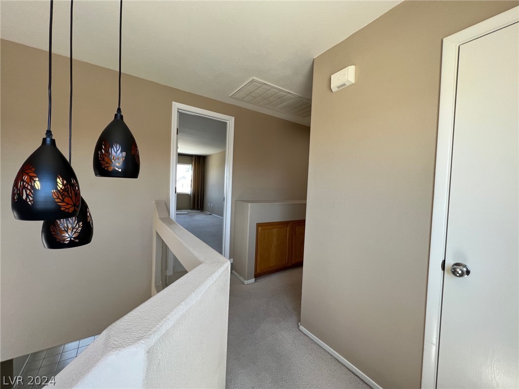 800 Ribbon Grass Avenue