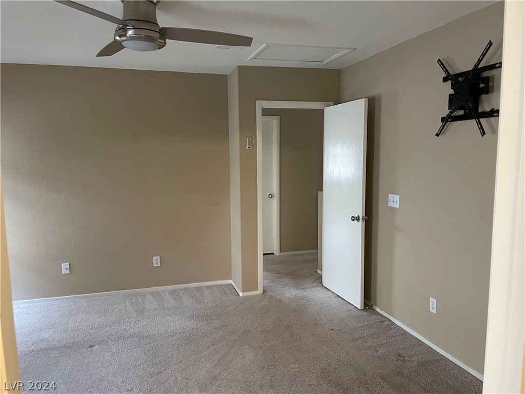 800 Ribbon Grass Avenue