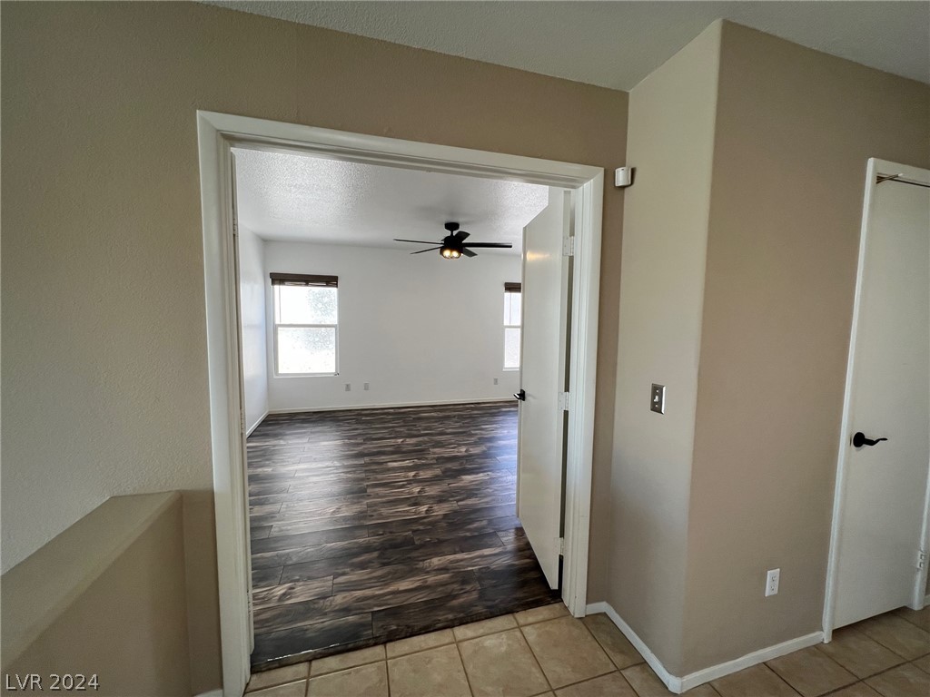 800 Ribbon Grass Avenue