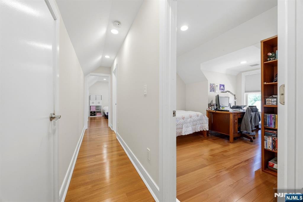 40 Frederick Street B