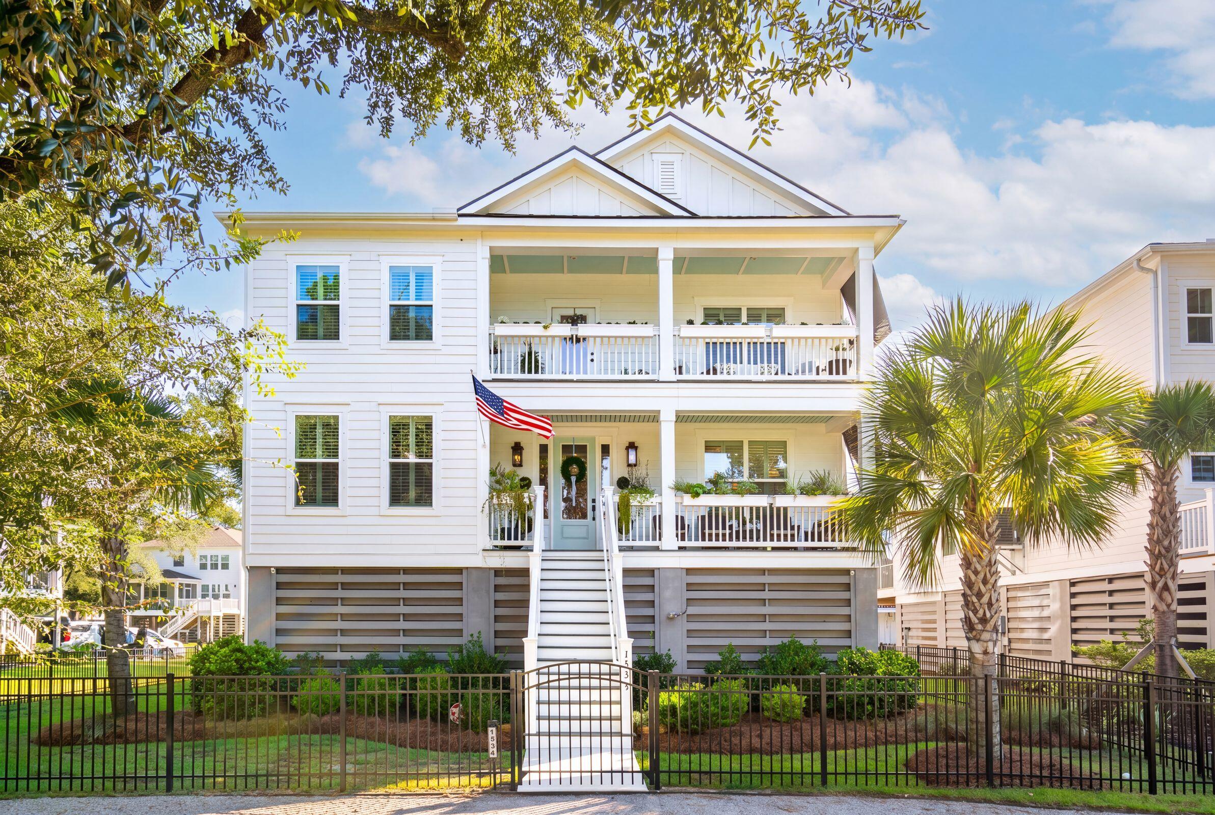 1534 N Lakeshore Drive