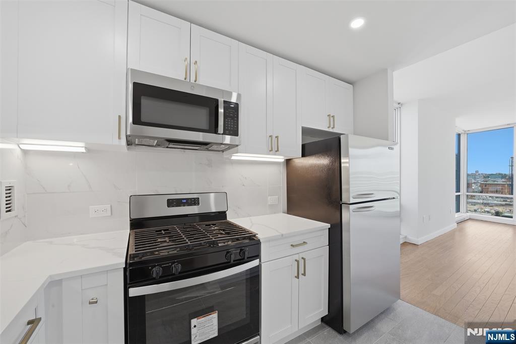 20 Newport Parkway 2012